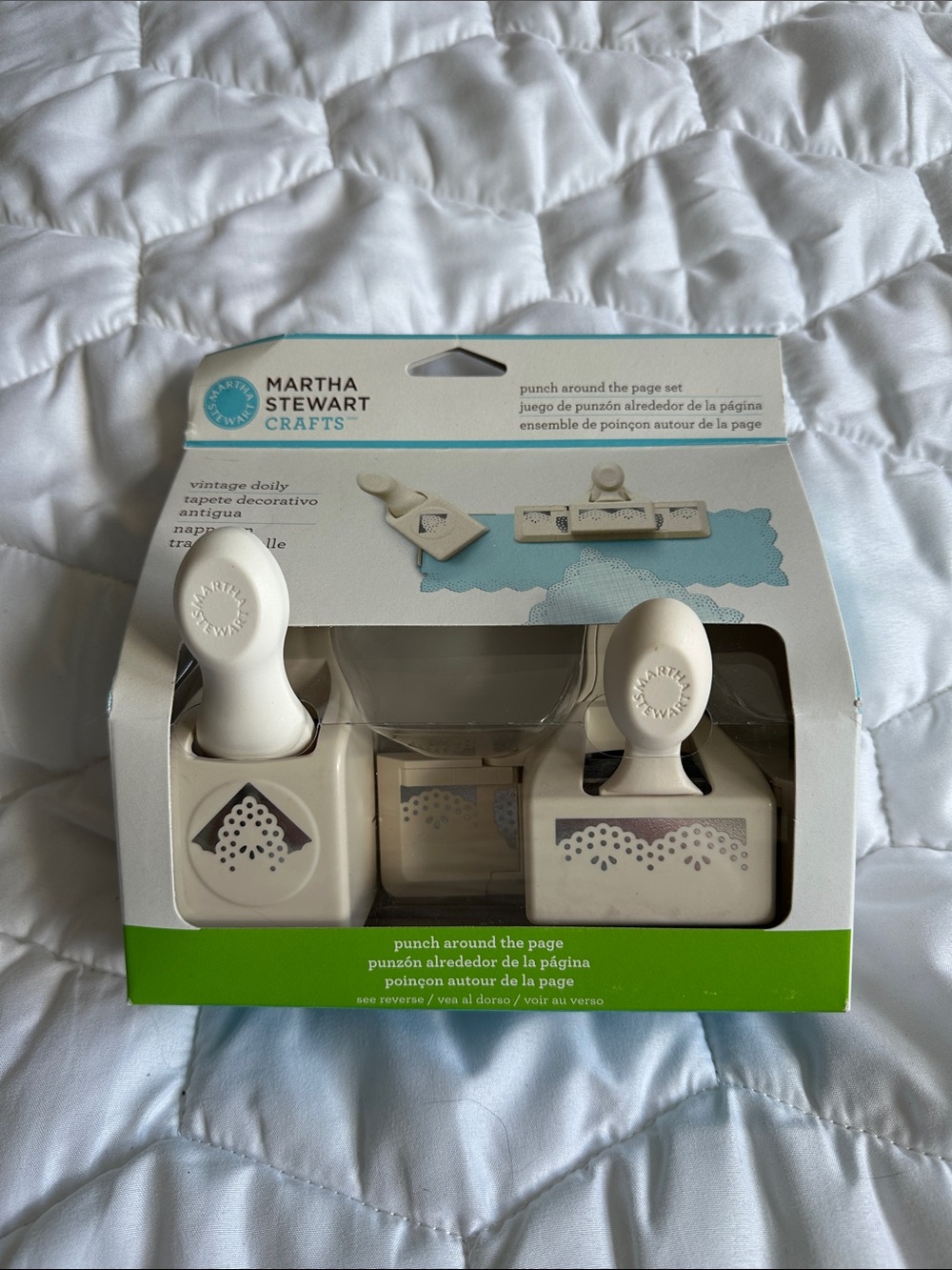 Martha Stewart Vintage Doily Page Punch Set - White